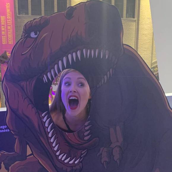 Meet your Posher, Candice - Picture 1 of 1